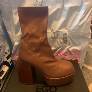EGO Women's Tan Platform Heeled Boots